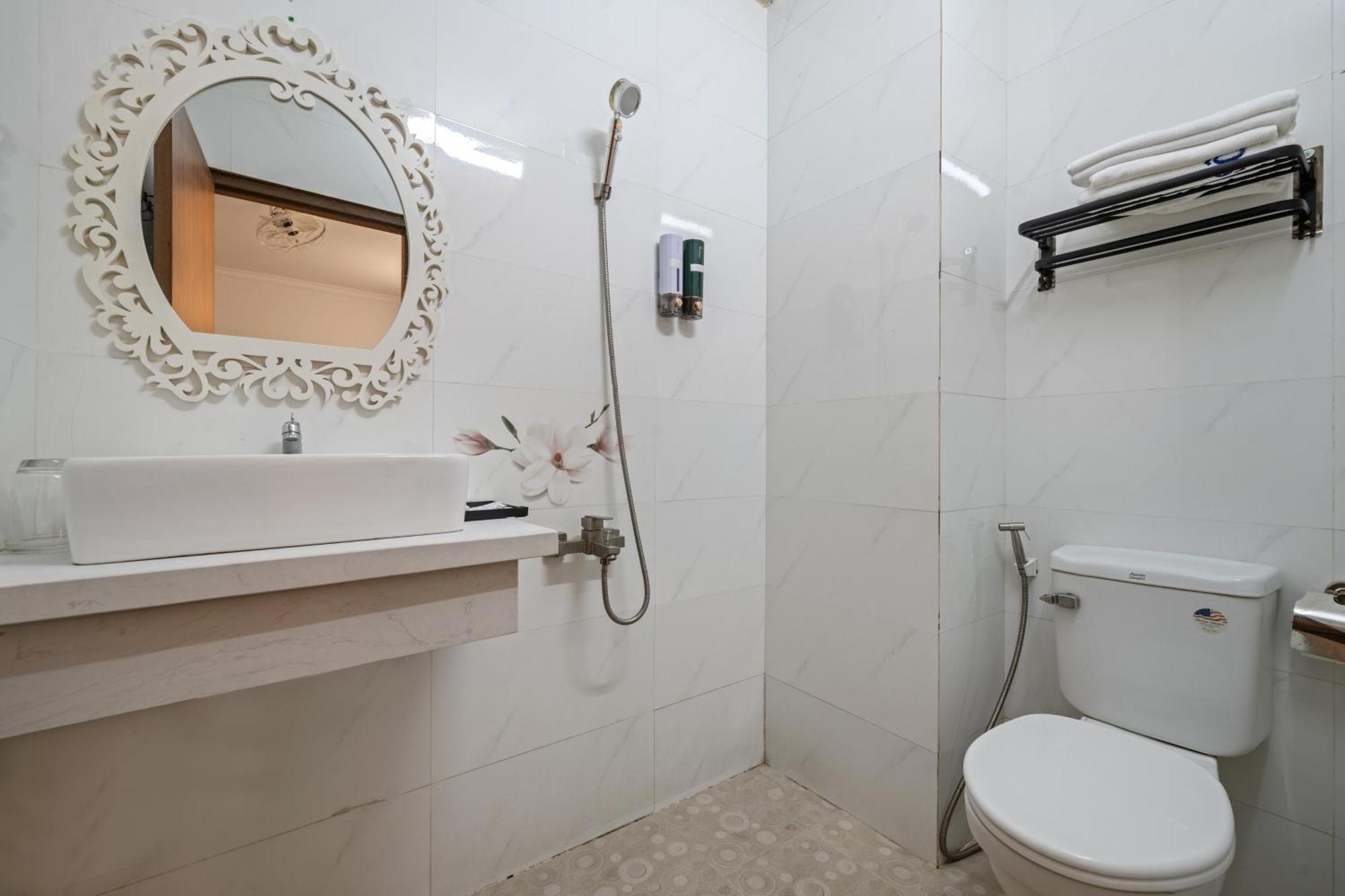 Khach San Nami Nha Trang Hotel Luaran gambar