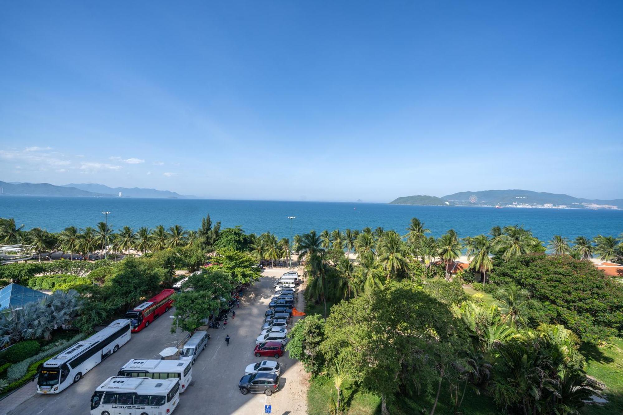 Khach San Nami Nha Trang Hotel Luaran gambar